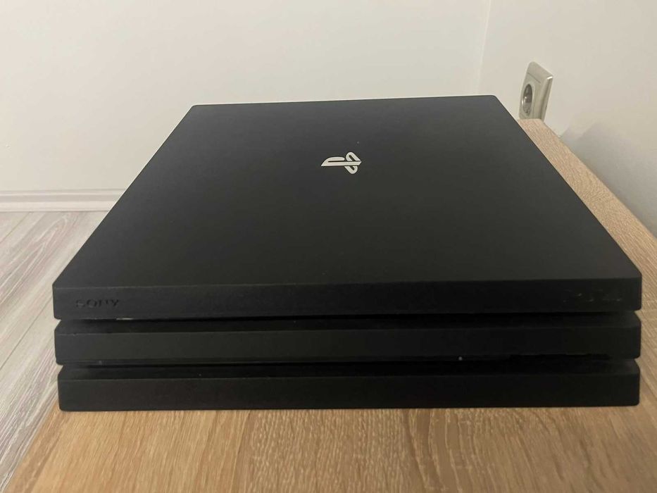 Play Station 4 Pro