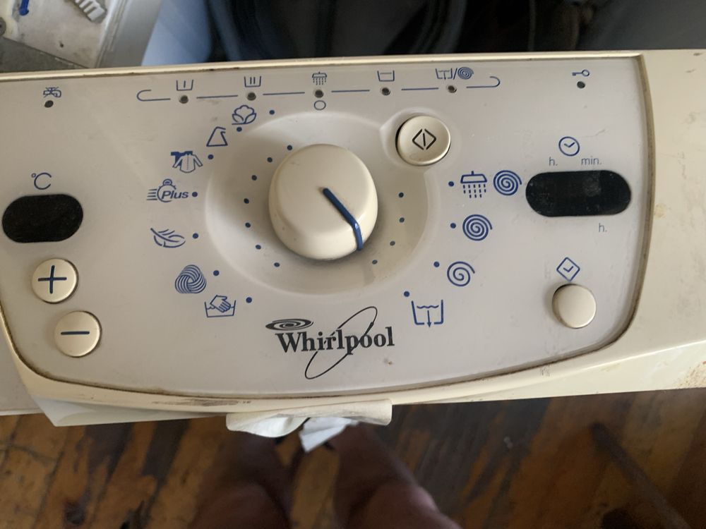 Whirlpool AWM 8105