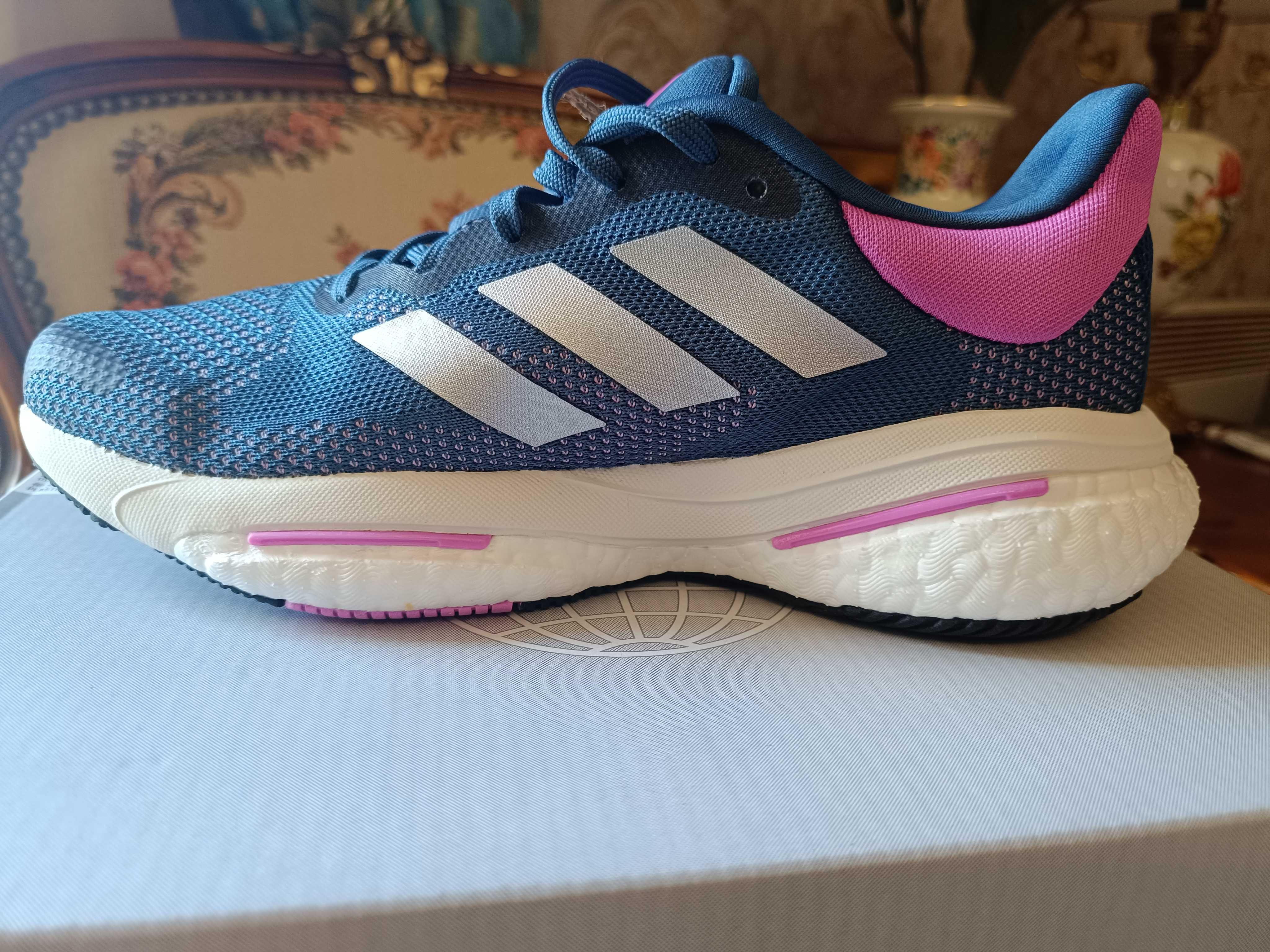 Adidas Дамски маратонки 100 % оригинал