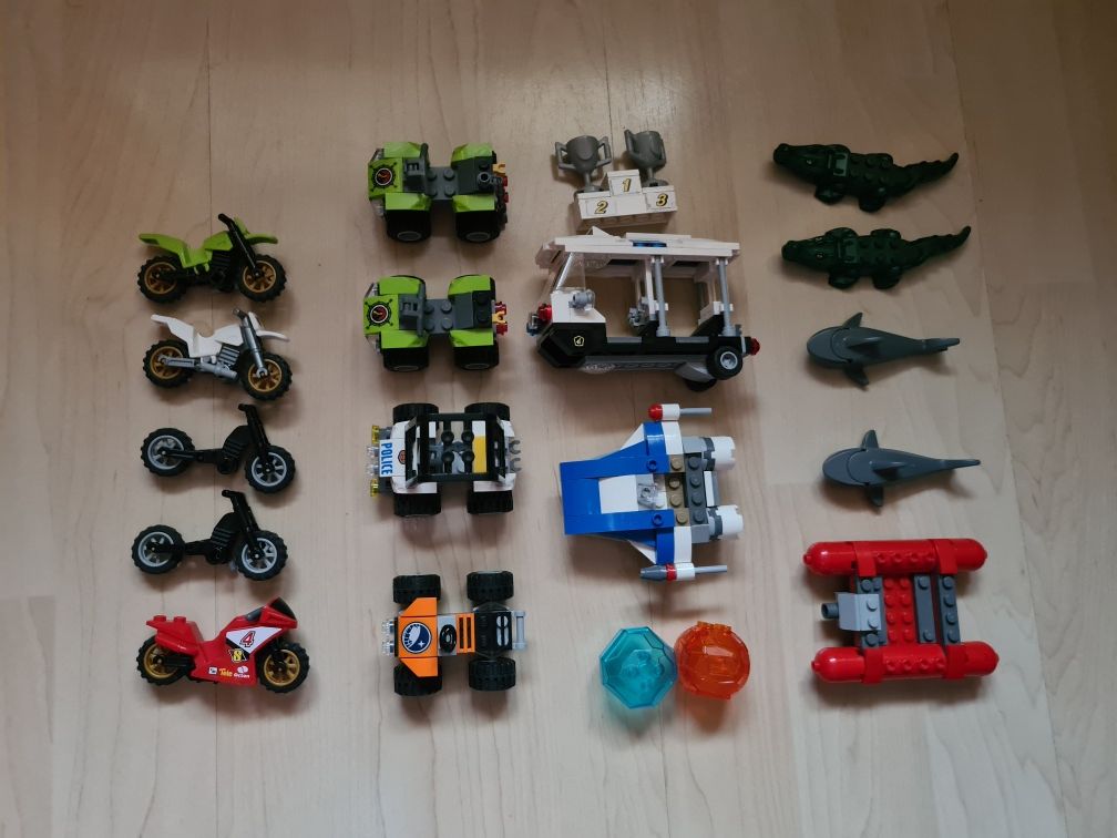 Lego,city,rechin,crocodil,barca,motocicleta,politie,vehicule