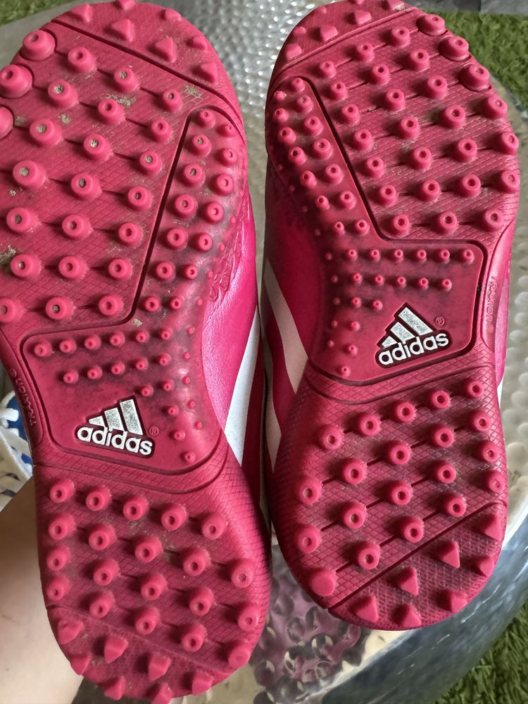 Детски футболни маратонки Adidas/Nike 27 u 28 номер