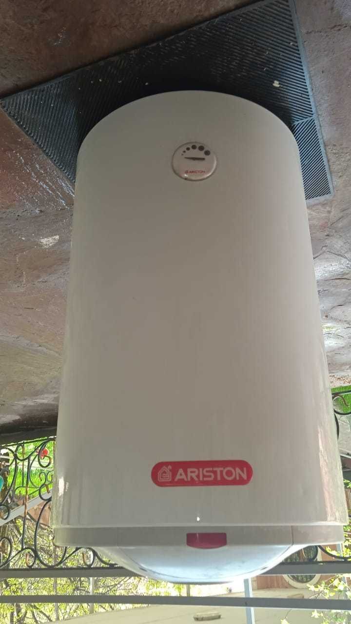 водонагреватель Аристон- на-80-литров в отличном рабочем состоянии/