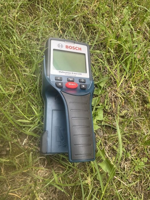 Detector cabluri în pereți BOSCH  d-tect 150