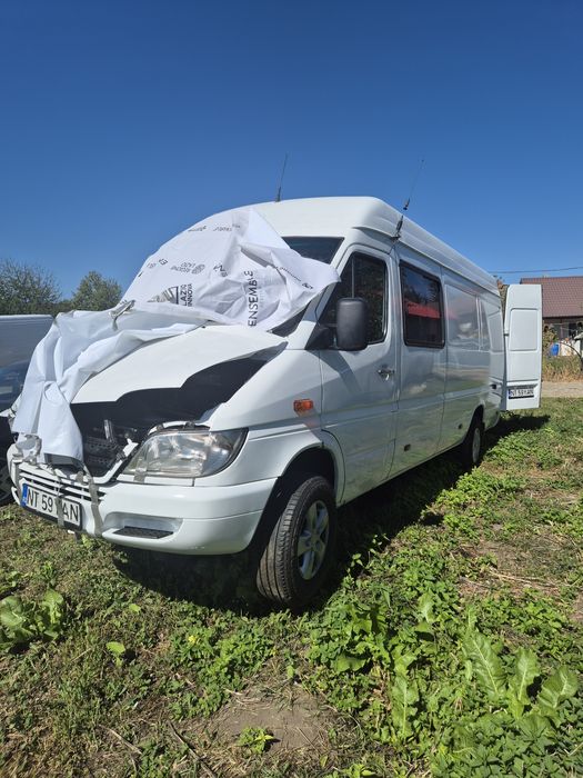 Vând sau dezmembrez Mercedes Spriter 316 CDI mot 2.7 disel