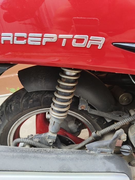 Vând scuter znen interceptor 50 cm
