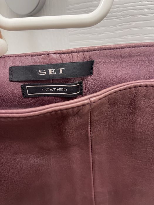 Fuste din piele impecabile