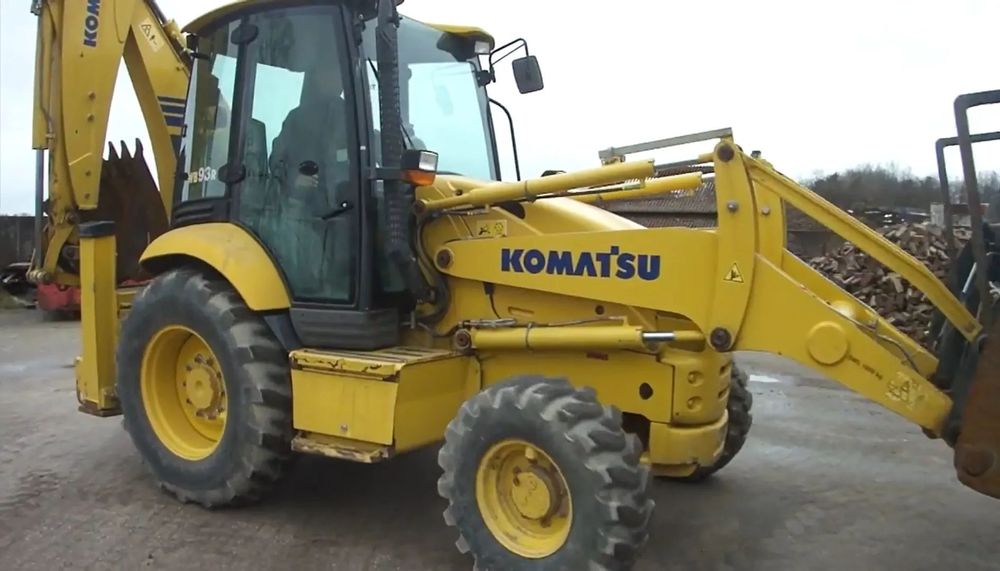 Komatsu Wb93