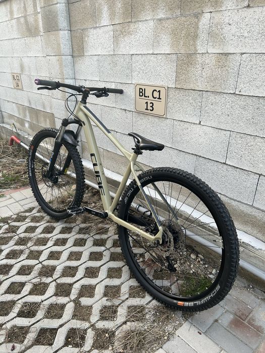 Bicicleta mtb Cube aim ex desert black 2022 hardtail 29”