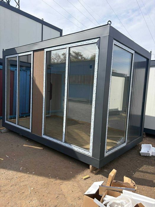 Container modular comercial modern