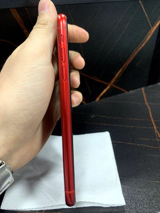Iphone Xr holati yaxshi 64 tali