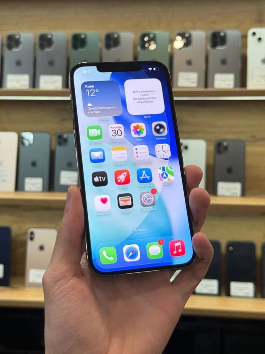 Iphone 12 Pro ideal srochno sotiladi