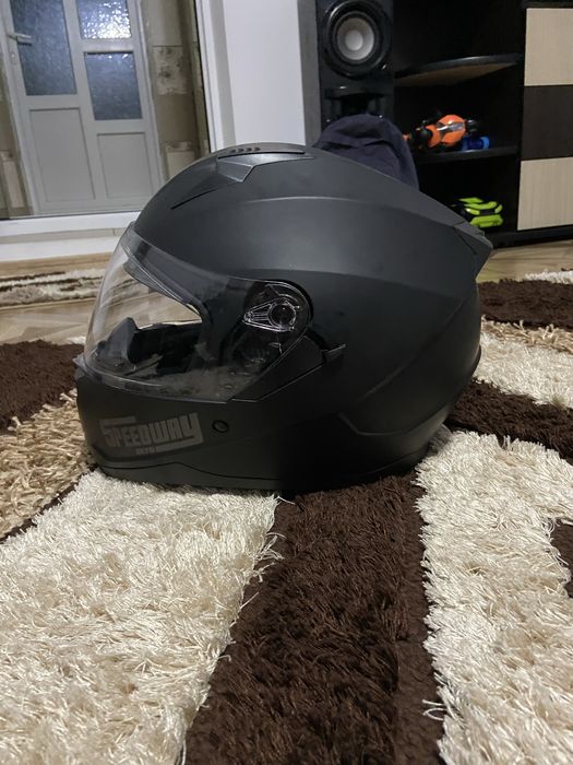 Casca moto, in garantie cu toate certificatele de siguranta