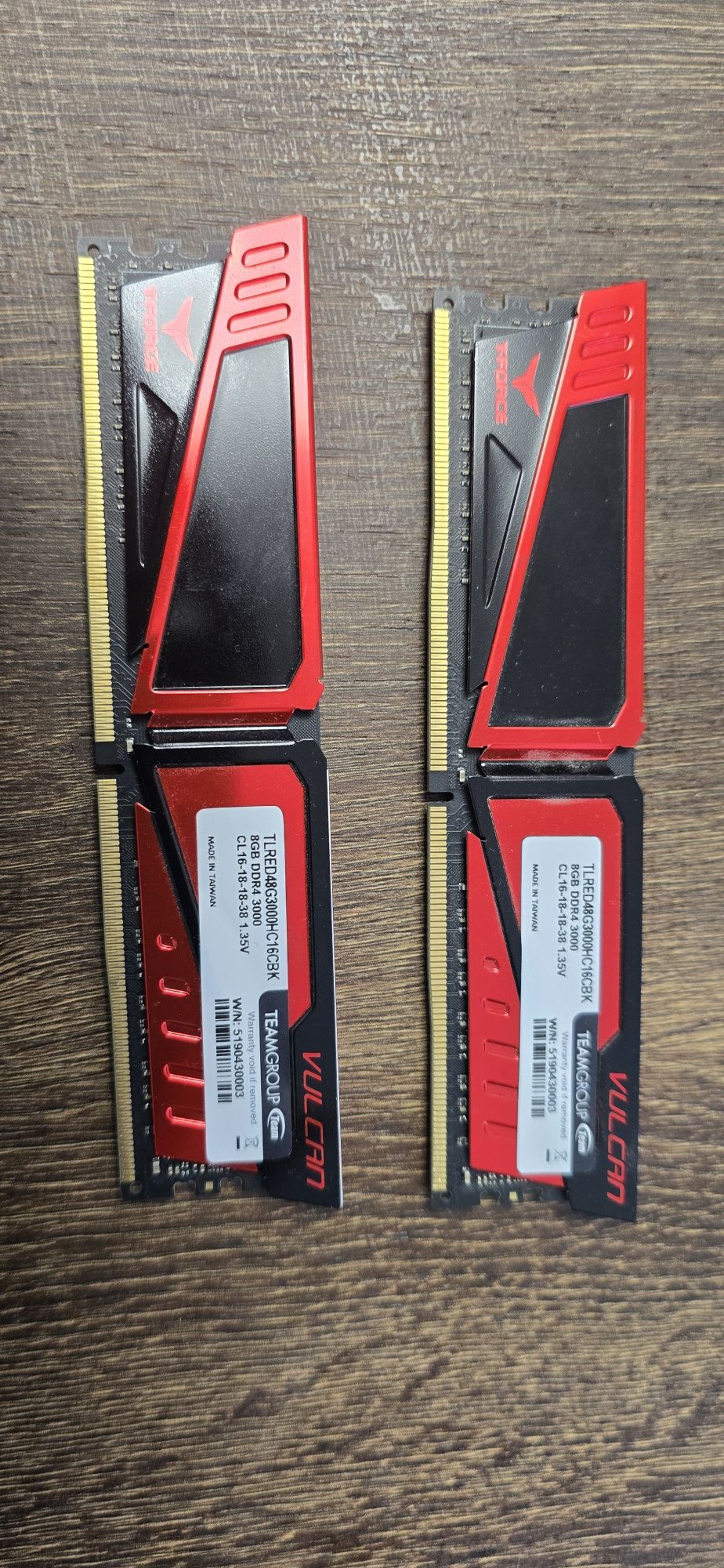 Ram Teamgroup Vulcan - 2x8gb DDR4 3000