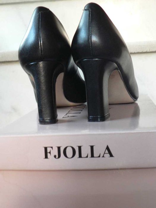 Pantofi din piele neagra pentru dama