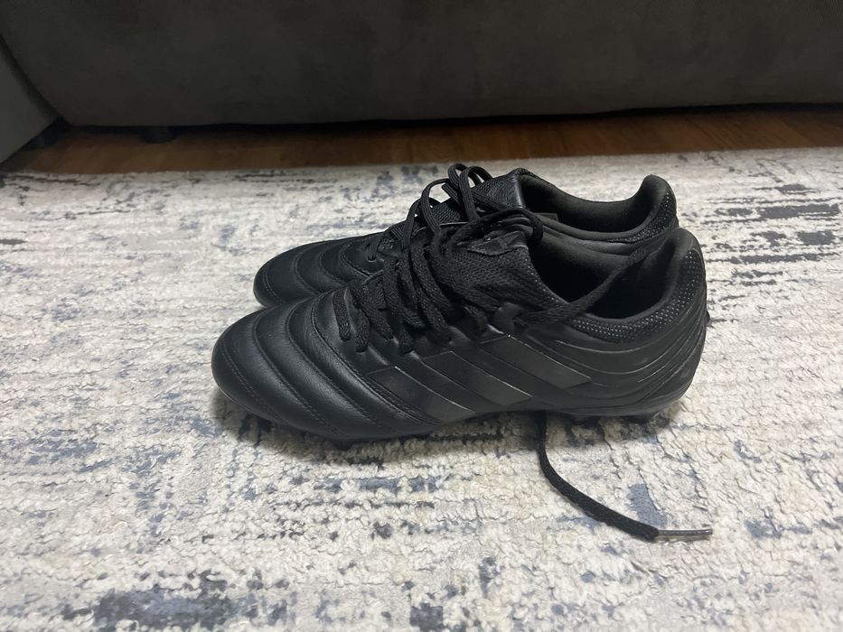 Продавам бутонки на Adidas Copa