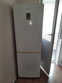 Продам рабочий холодильник самсунг