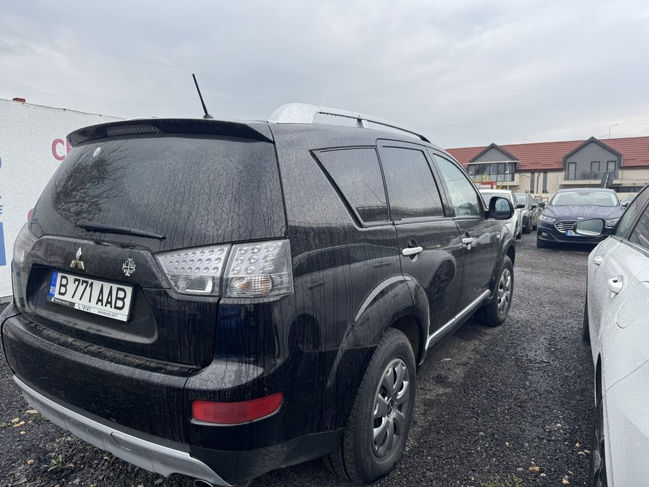 Mitsubishi outlander 2008