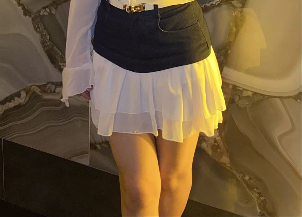 Юбка,носила 1 раз,размер XS-S на мне рост 164,подойдет 160-164