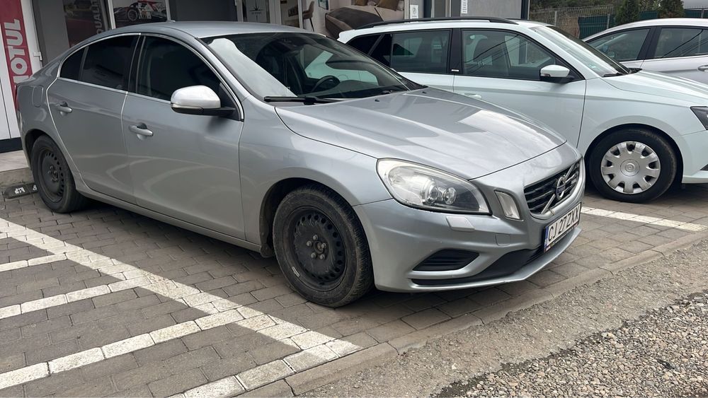 Volvo s60 r design