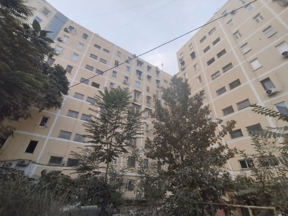 Улица Эльбек 3 комнатная 9 этаж 9 этажный дом