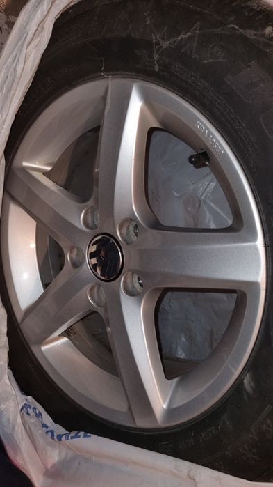 Vând jante (fără anvelope) Aspen VW pe 16"