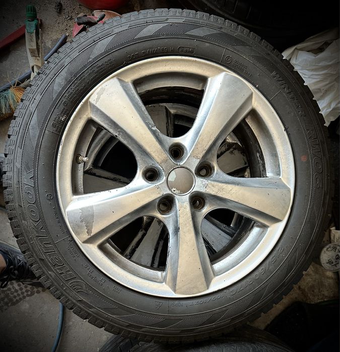 Jante aliaj VW T5,T6 R17 cu anvelope iarna C