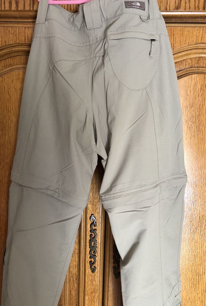 Pantaloni THE NORTH FACE marime S/M