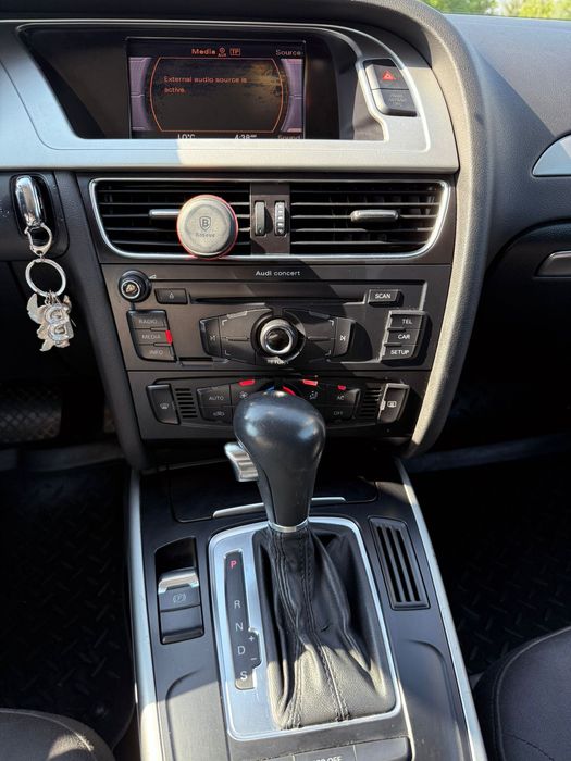 Vând - Schimb  Audi A4 B8