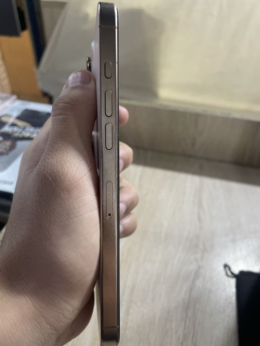 Iphone 16pro max desert