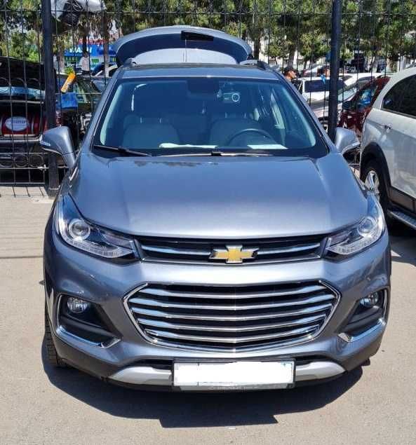 Chevrolet Tracker Premier, 3 позиция