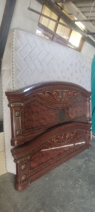 Divan двухспальная кровать