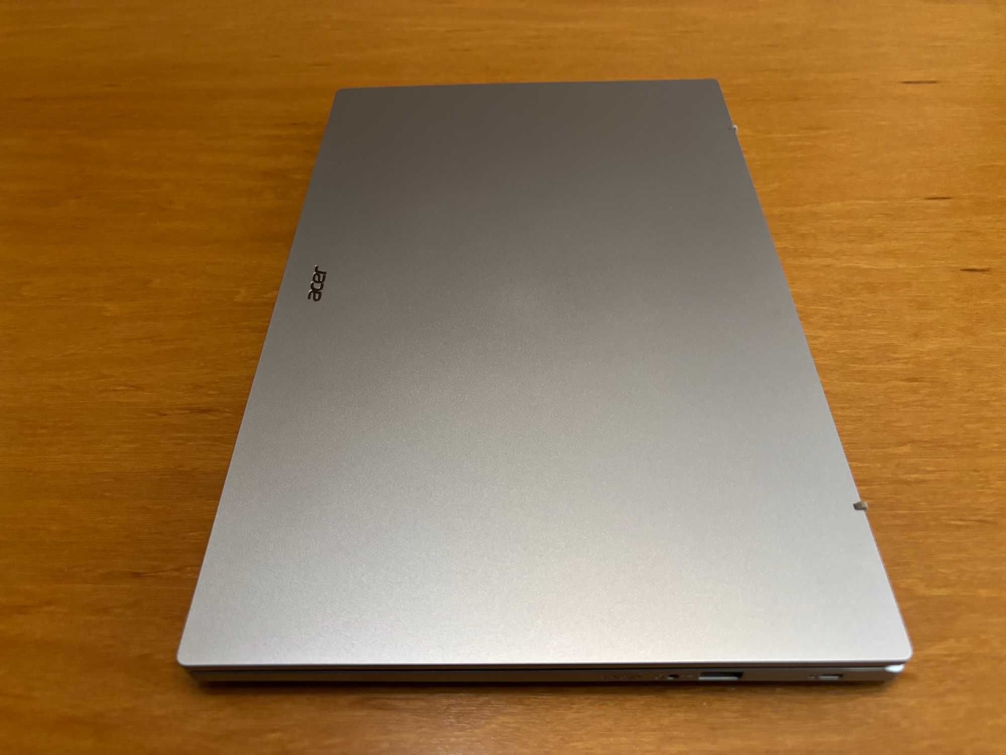 15.6 IPS Ryzen 5 7520U  Acer Aspire 3 16GB DDR4/512GB SSD/ Бат.13 ч.