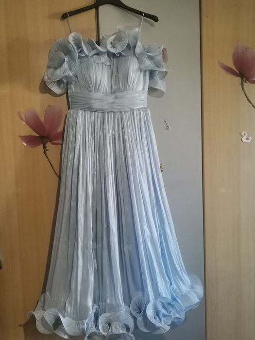 Vand Rochie noua nepurtata