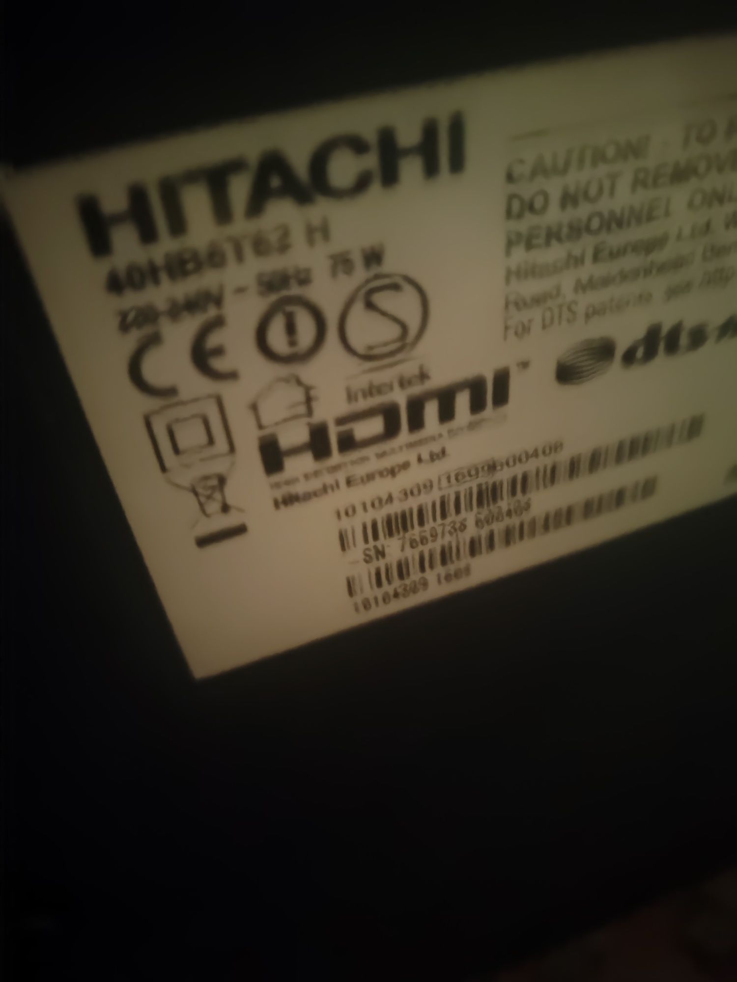 Телевизор HITACHI.