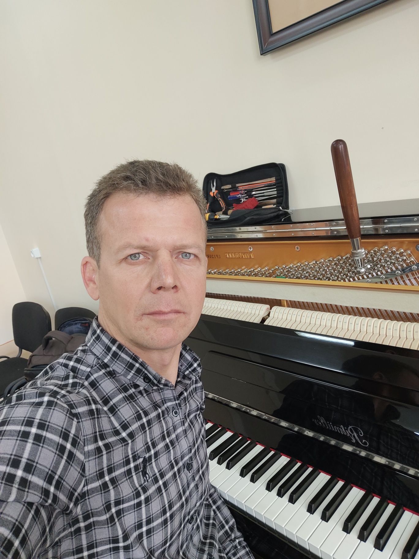 Грамотная настройка фортепиано  (настройщик пианино и роялей)