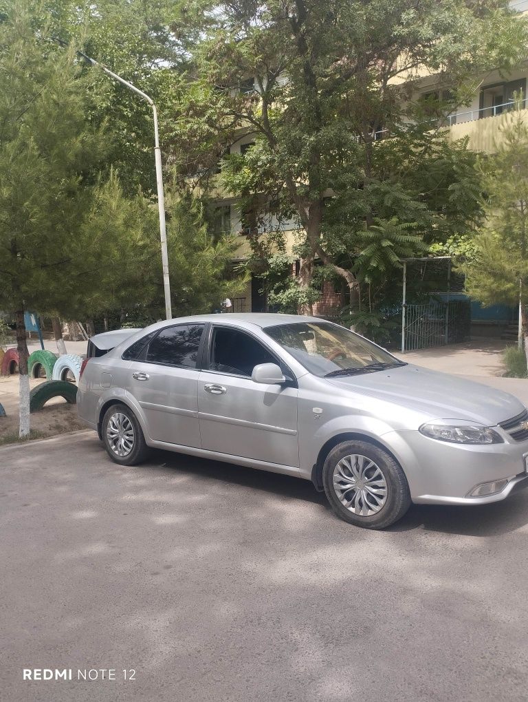 Toza Jentra sotiladi