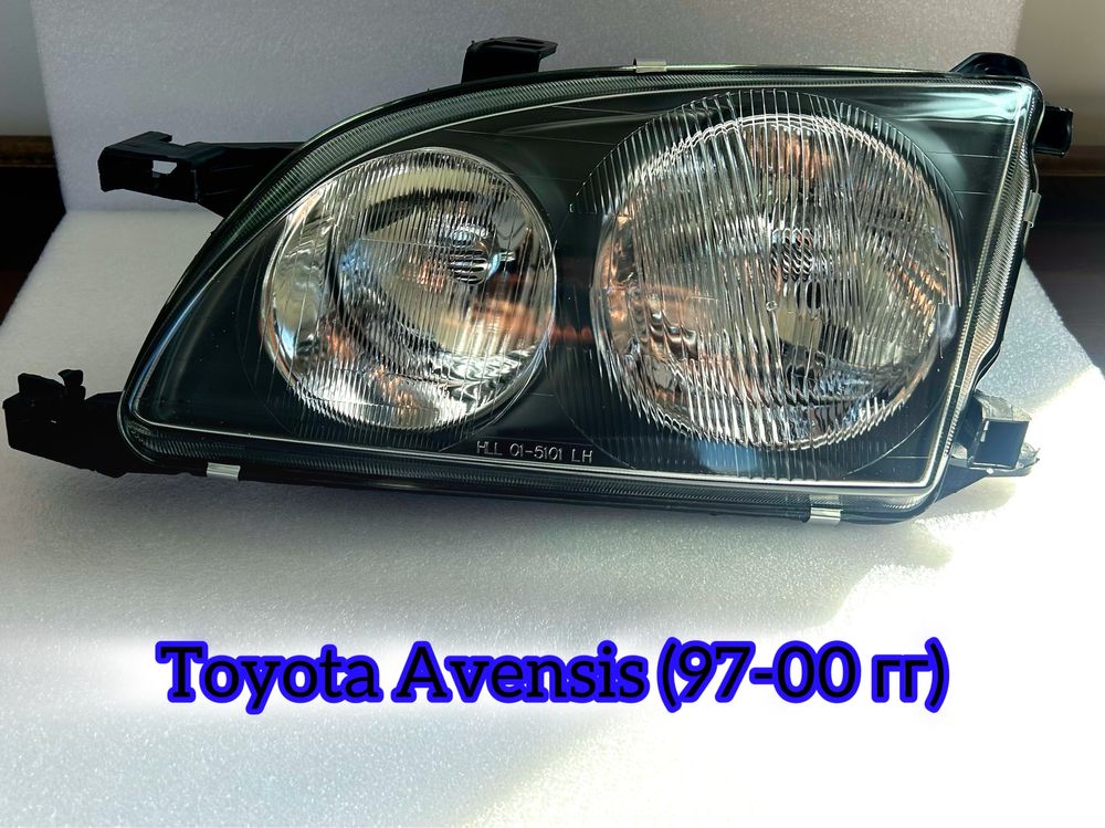 Продам фары Toyota Avensis