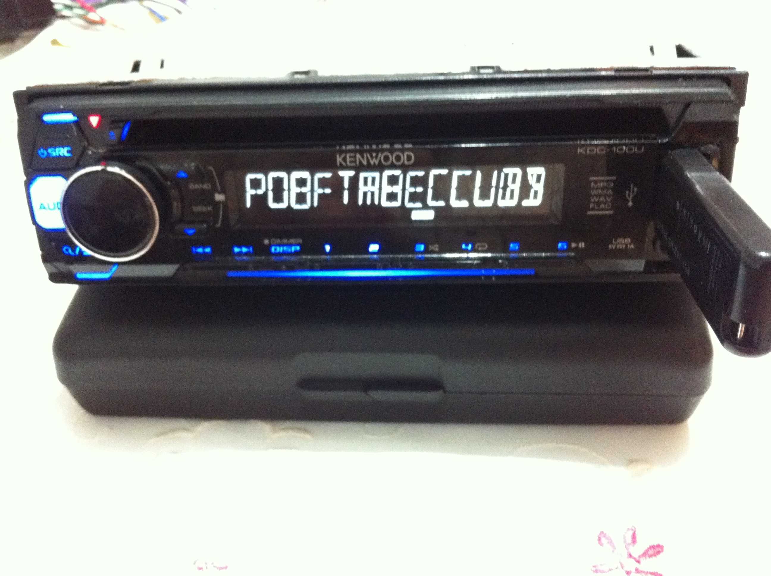 Cd player Kenwood KDC-100UC Front AUX USB: MP3 WMA WAV FLAC