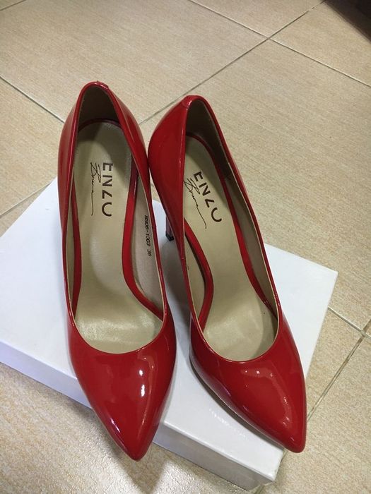 Итальянские новые туфли 36 размер