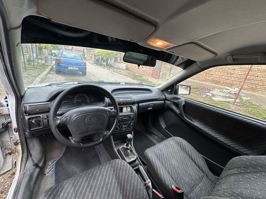 Opel Astra F 1997г. 1.4i 82к.с.
