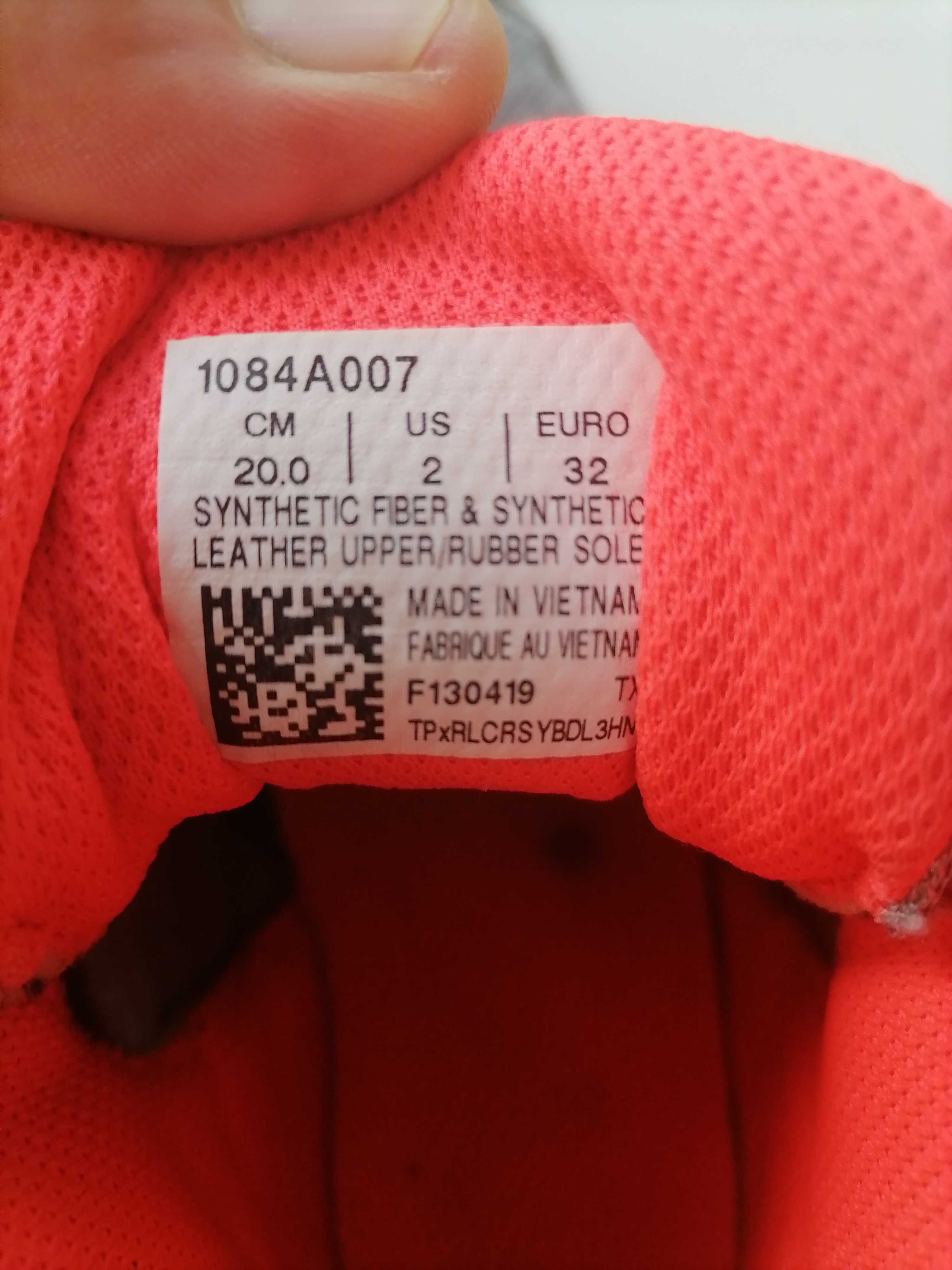 Детски борцовки ASICS  !!!