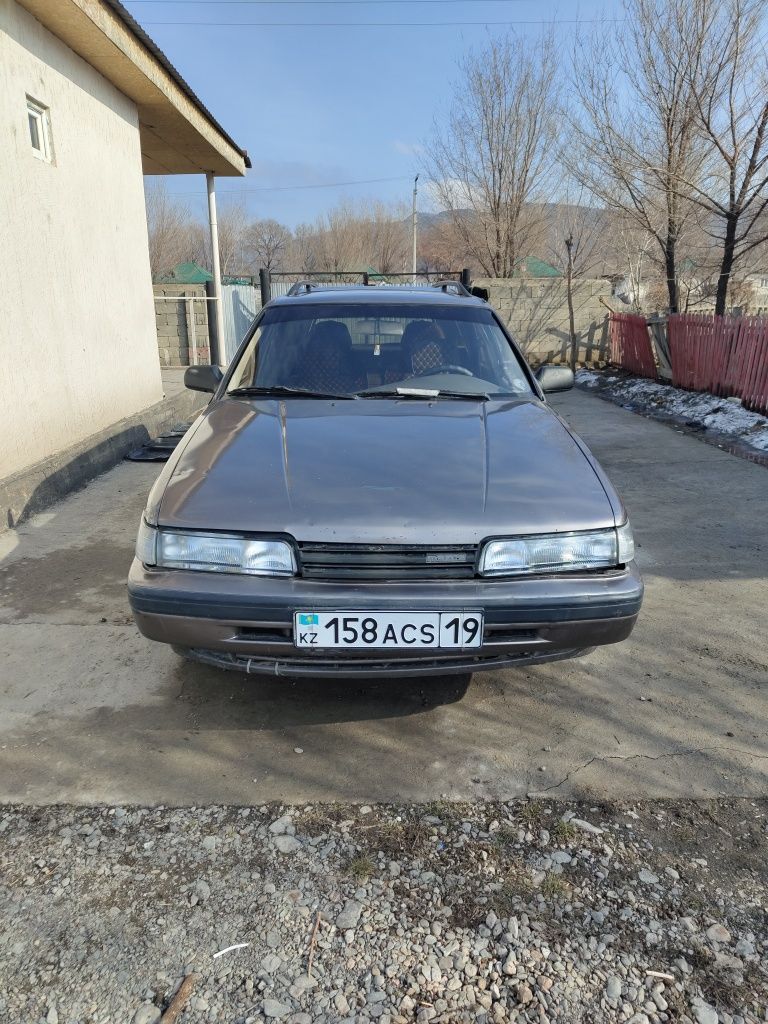 Продам Мазда универсальный 1992