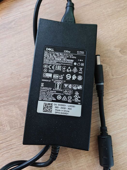 Alimentator - incarcator - Dell 130w