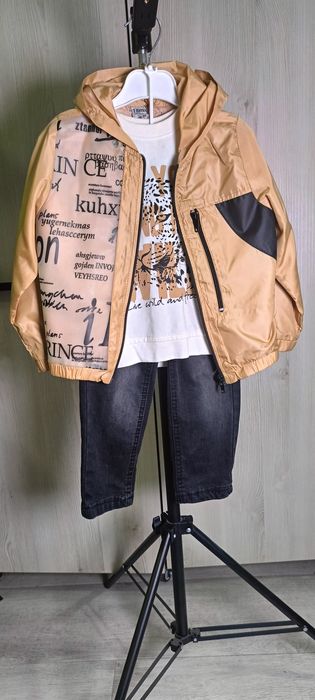 Детский костюм тройка.