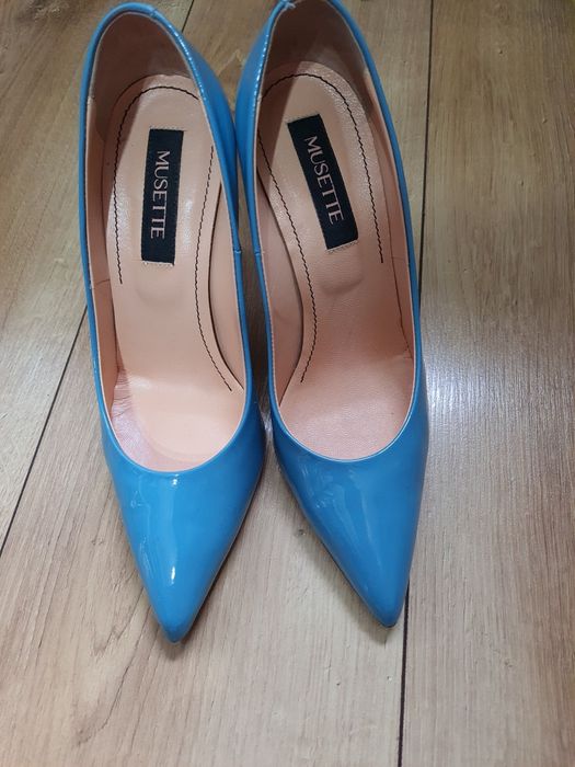 Pantofi Musette piele lacuita bleu