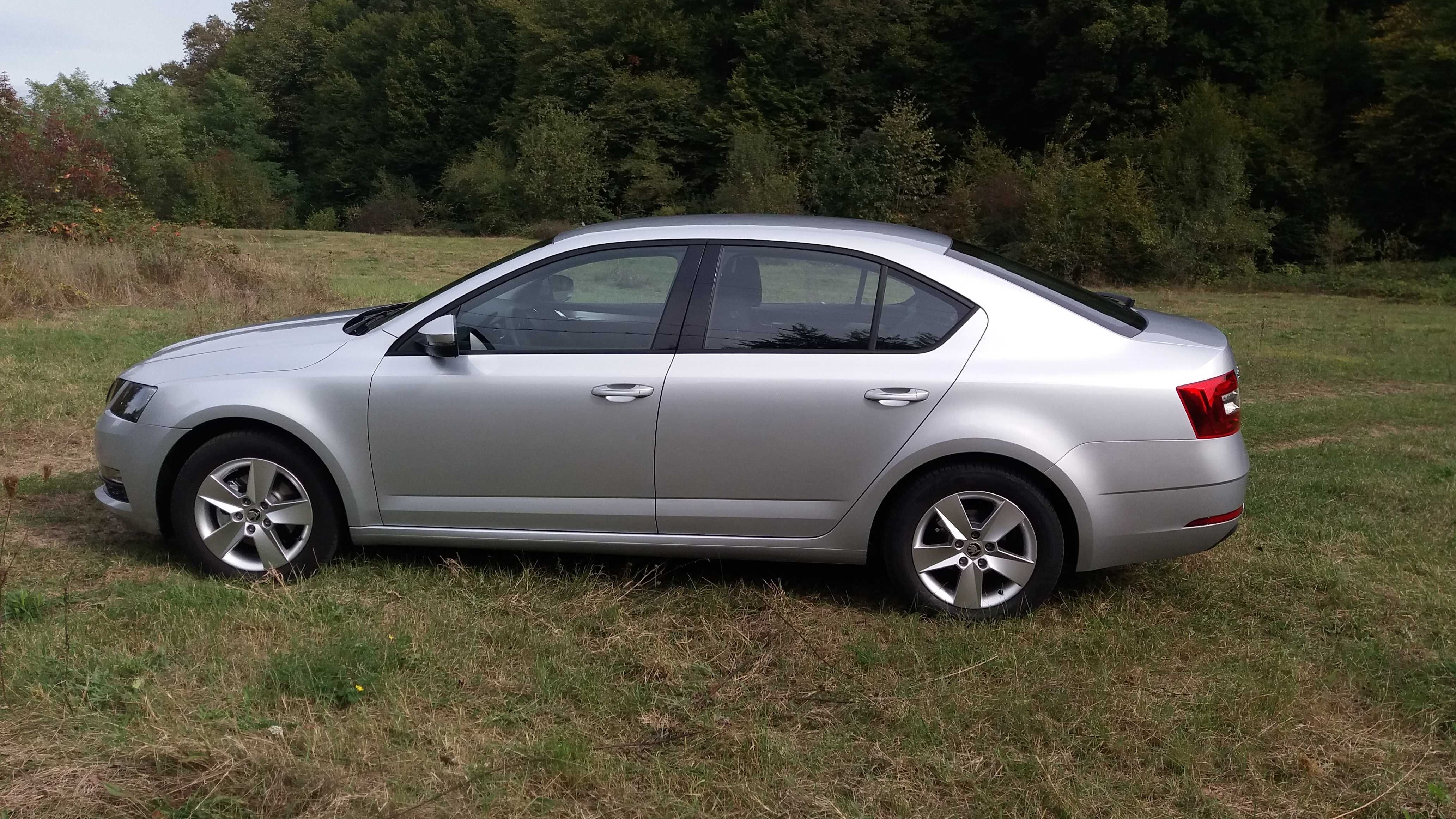Vand Skoda Octavia 1.0 TSI, 2019, benzina, 82500 km, 13950 euro neg