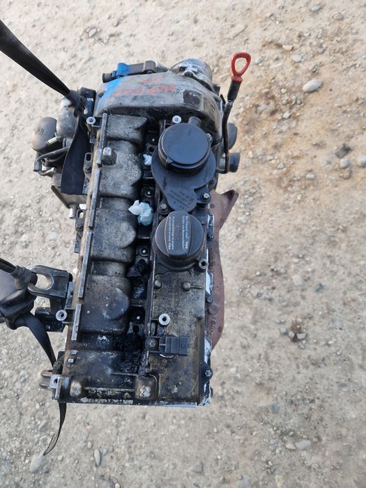 Motor fără accesorii Mercedes 611 2.2 D