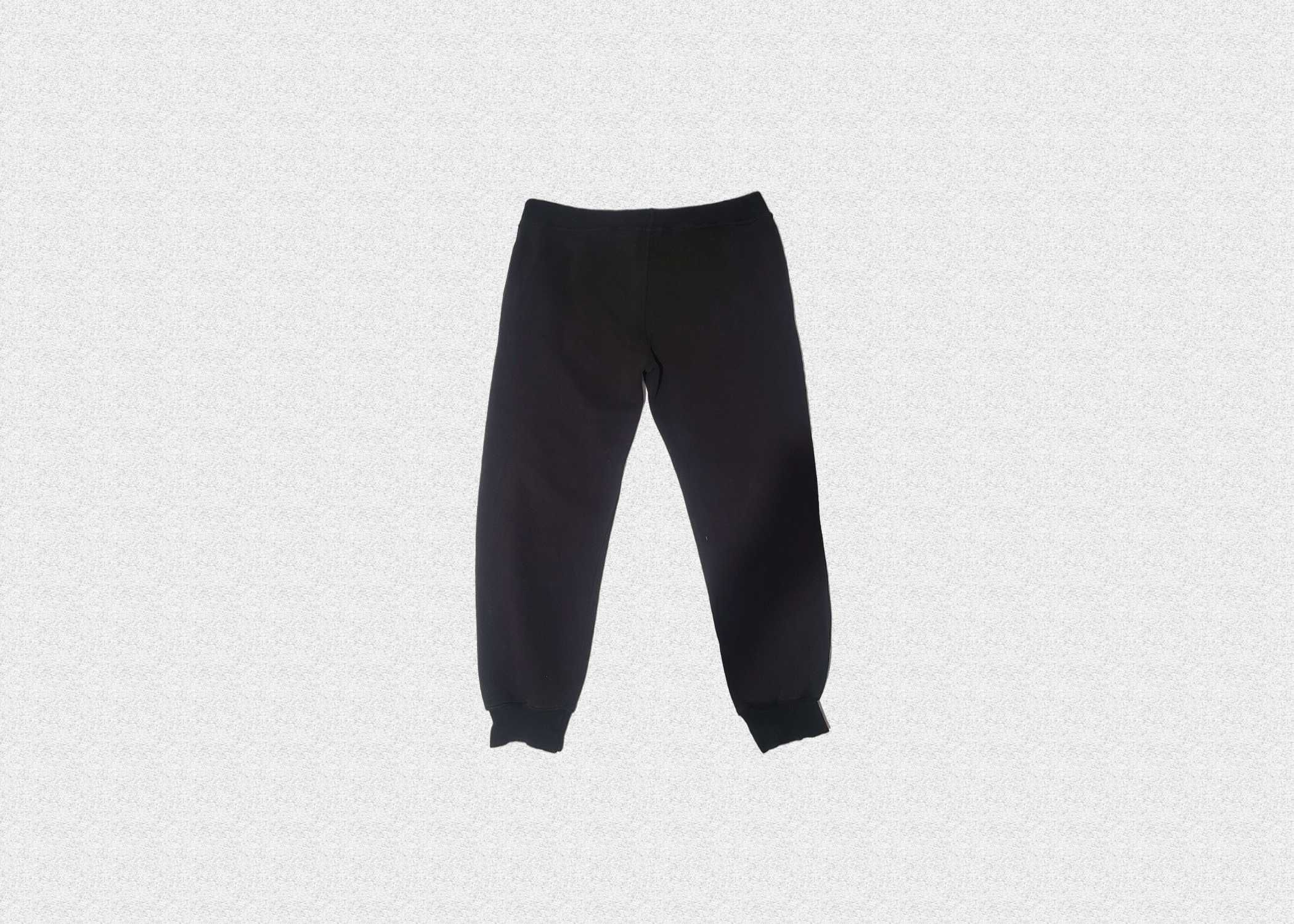 Pantaloni Hugo Boss cu tot cu Hanorac