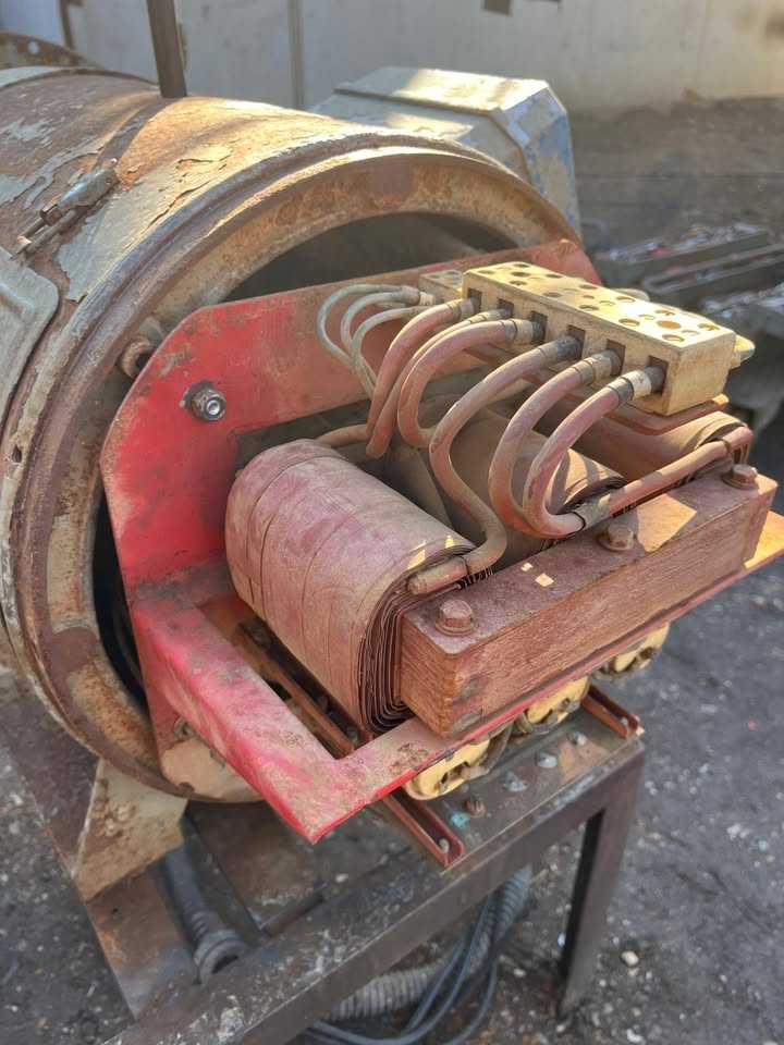 Corp generator 380 V