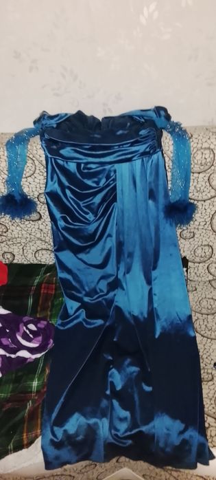 Vând rochie de dama